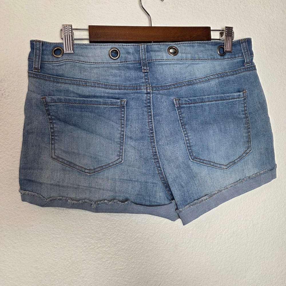 Y2K Low Rise Denim Shorts Grommet Waistband Light Wash Mini - Picture 2 of 5